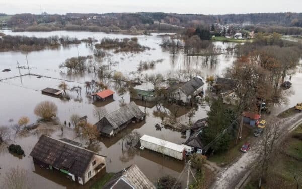 Lietuvoje pradėta pirmoji pasirengimo fazė: tarnybos ruošiasi galimiems scenarijams
