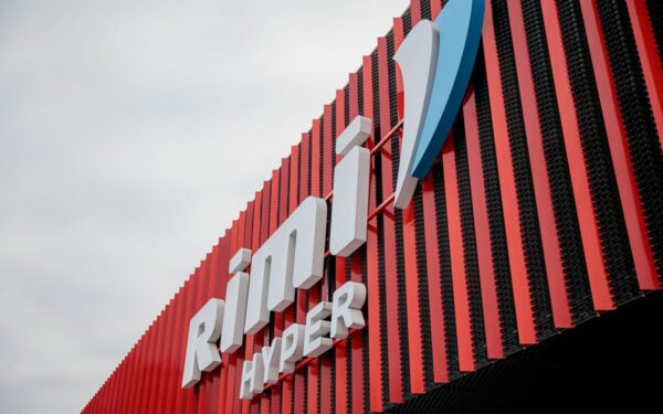 Konkurencijos taryba leido su „Rimi Lietuva“ susijusiai įmonei įsigyti prekybos centrą Vilniuje