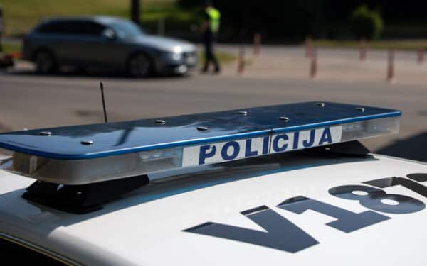 Pareigūnų transporto kaštai auga, tačiau saugumo sąskaita taupyti neketinama