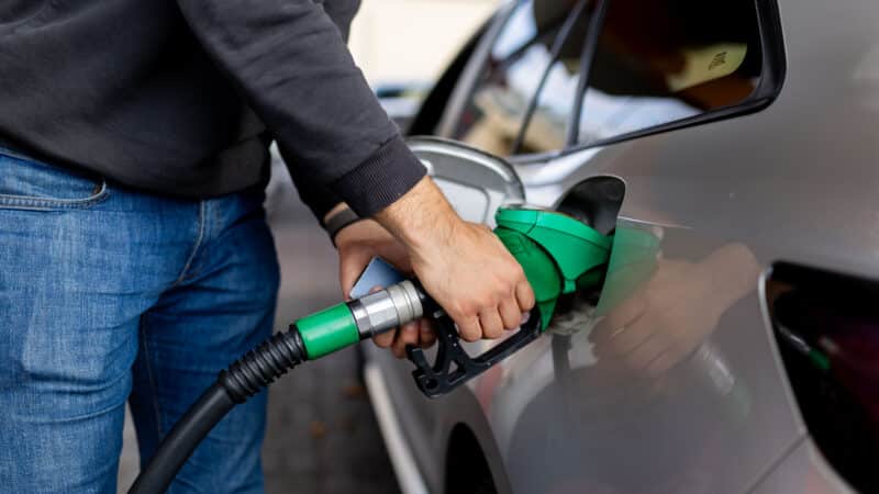 Nauji skaičiai degalinėse ir energetikos rinkoje: ekspertai įvardijo, kas dabar vyksta