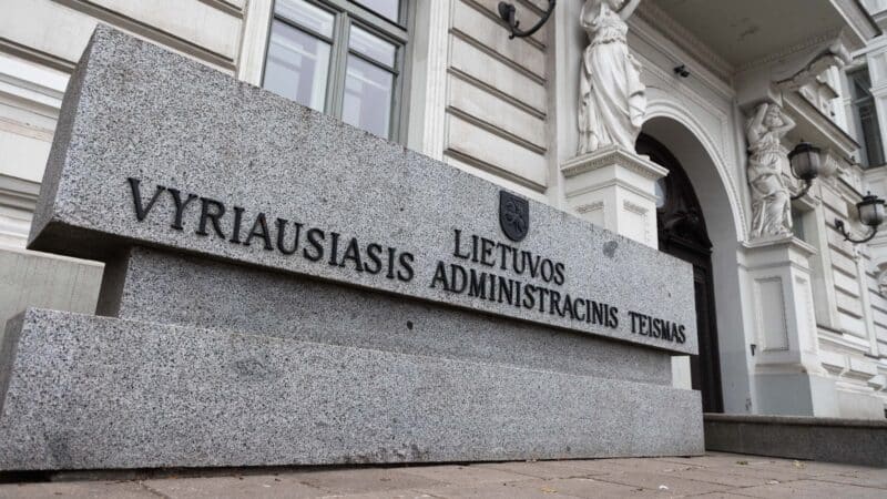 Teismas pradėjo nagrinėti bylą dėl abiturientams prie brandos egzaminų pridėtų 10 taškų