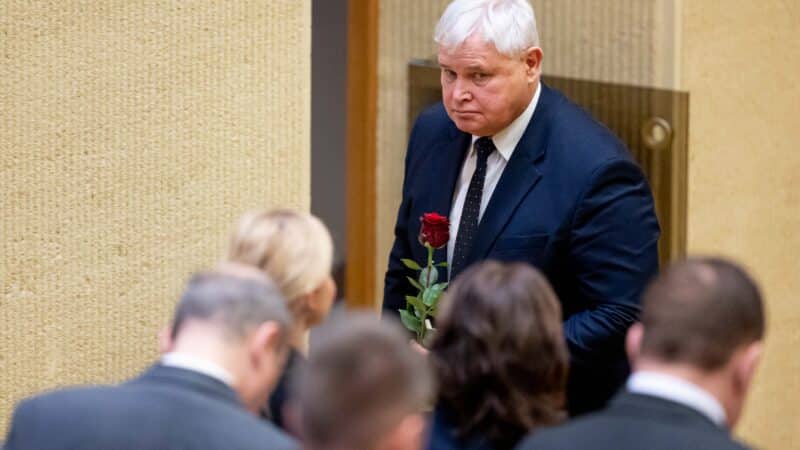 Seimo etikos sargai atnaujino tyrimą dėl Grubliausko viešų ir privačių interesų derinimo