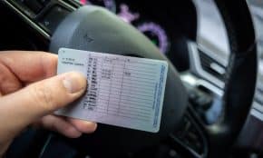 Vairuotojo pažymėjimas. ELTA / Julius Kalinskas