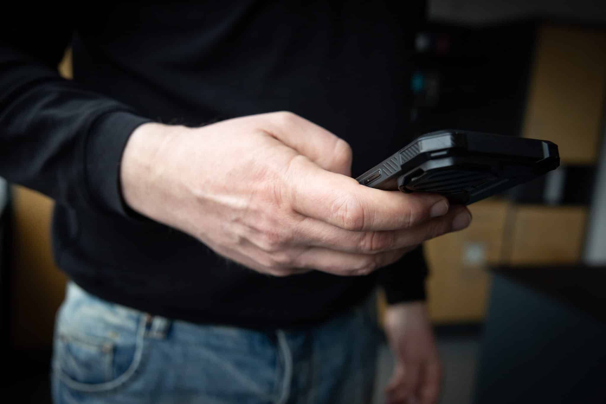 Sukčiai padarė milžiniškų nuostolių vilnietei ir įmonei – išviliojo per 260 tūkst. eurų