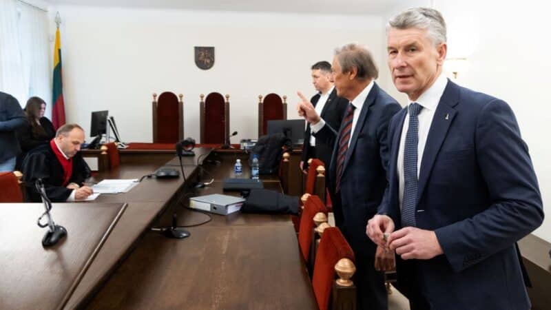 Buvusio kariuomenės vado byloje baigtas tyrimas, netrukus paaiškės siūloma bausmė