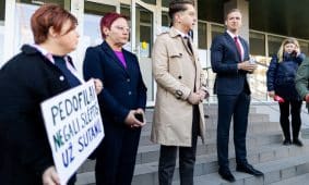 Piketas prie Vilniaus rajono savivaldybės. ELTA / Žygimantas Gedvila