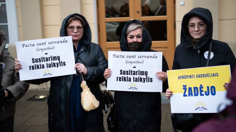 Mokykloms trūksta mokytojų: ministrė žada skubų veiksmų planą