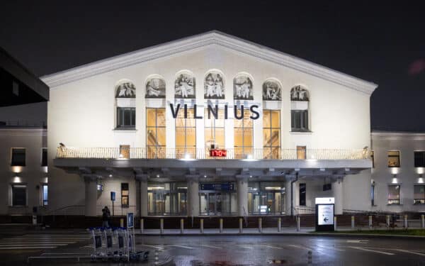 Ministras: skrydžiams į Londono Hitrou būtų skiriamas finansavimas