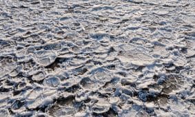 Užšalusi Neries upė Vilniuje. ELTA / Žygimantas Gedvila