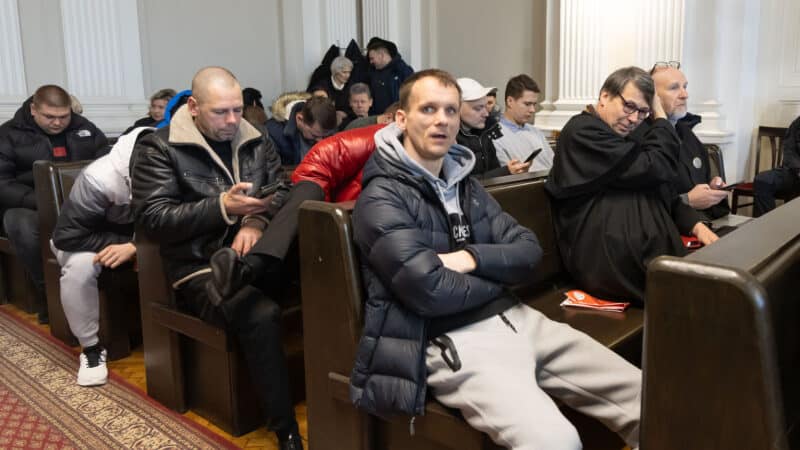 Riaušių prie Seimo byla grįžta į teismą: nagrinėjami dešimtys apeliacinių skundų