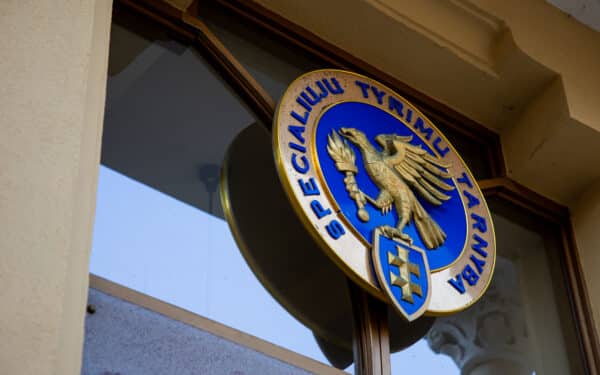 Permainos kovoje su korupcija: STT uždaro seną kanalą ir pereina prie naujos formos