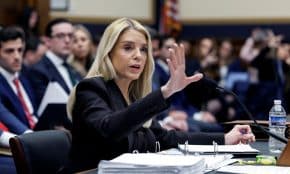 Demokratai Kongreso nariai apkaltino JAV generalinę prokurorę „dangstant“ Epšeino bylas. EPA-ELTA