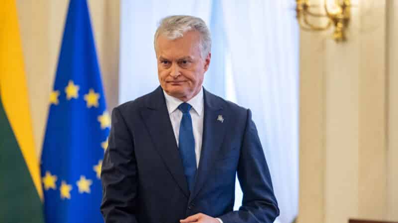 Dėl įtampos Hormūzo sąsiauryje gali brangti degalai: Nausėda įvardijo, kas iš to laimi