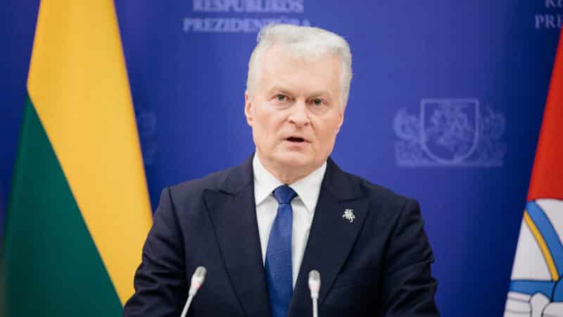 Nausėda Čekijos prezidentui skyrė aukščiausią valstybinį apdovanojimą