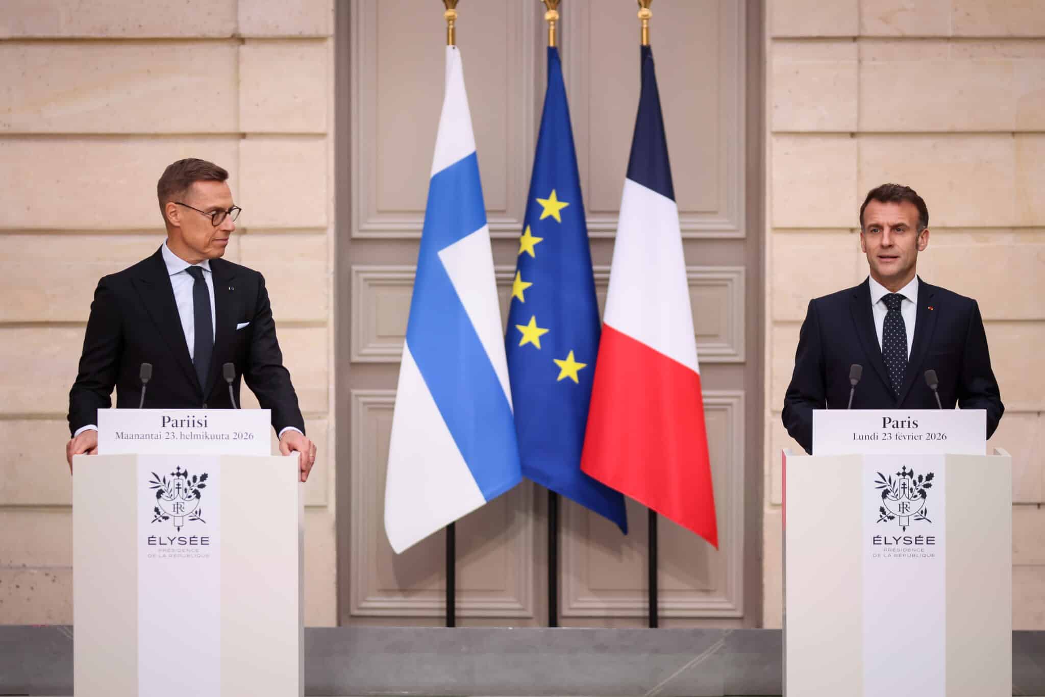 Macronas demonstruoja lyderystę: ragina ES didinti spaudimą Rusijai