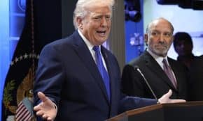 Donaldas Trumpas. EPA/YURI GRIPAS nuotr.