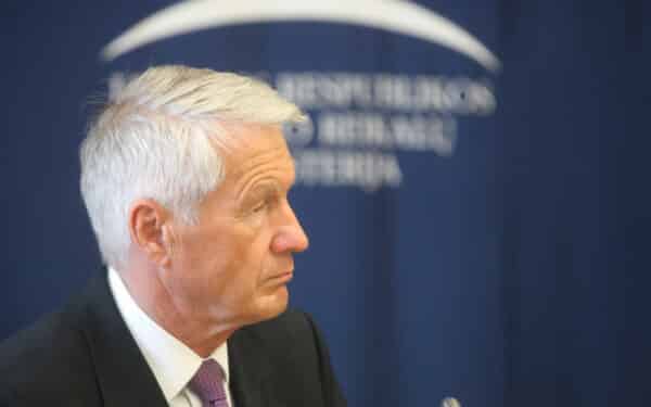 Epsteino šešėlis virš Europos: nutekinti laiškai rodo ryšius su aukščiausiais politikais