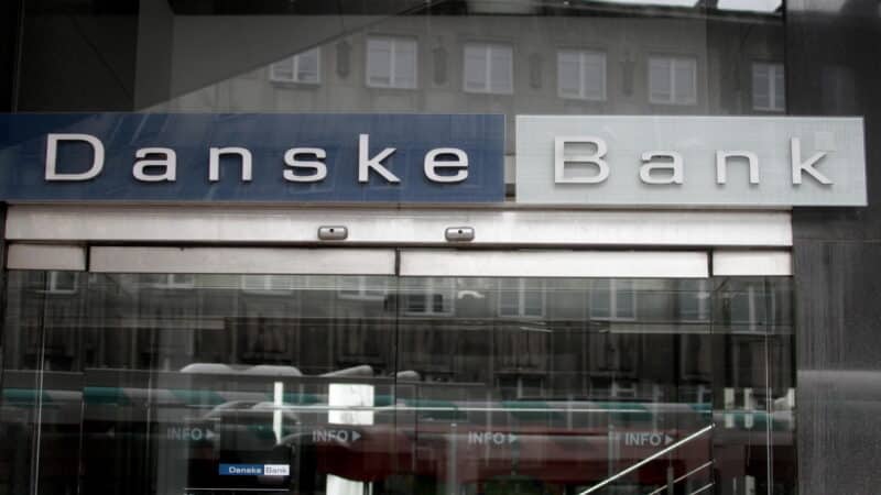 „Danske Bank“ koreguoja organizacinę struktūrą: atsisako 114 pareigybių Lietuvoje