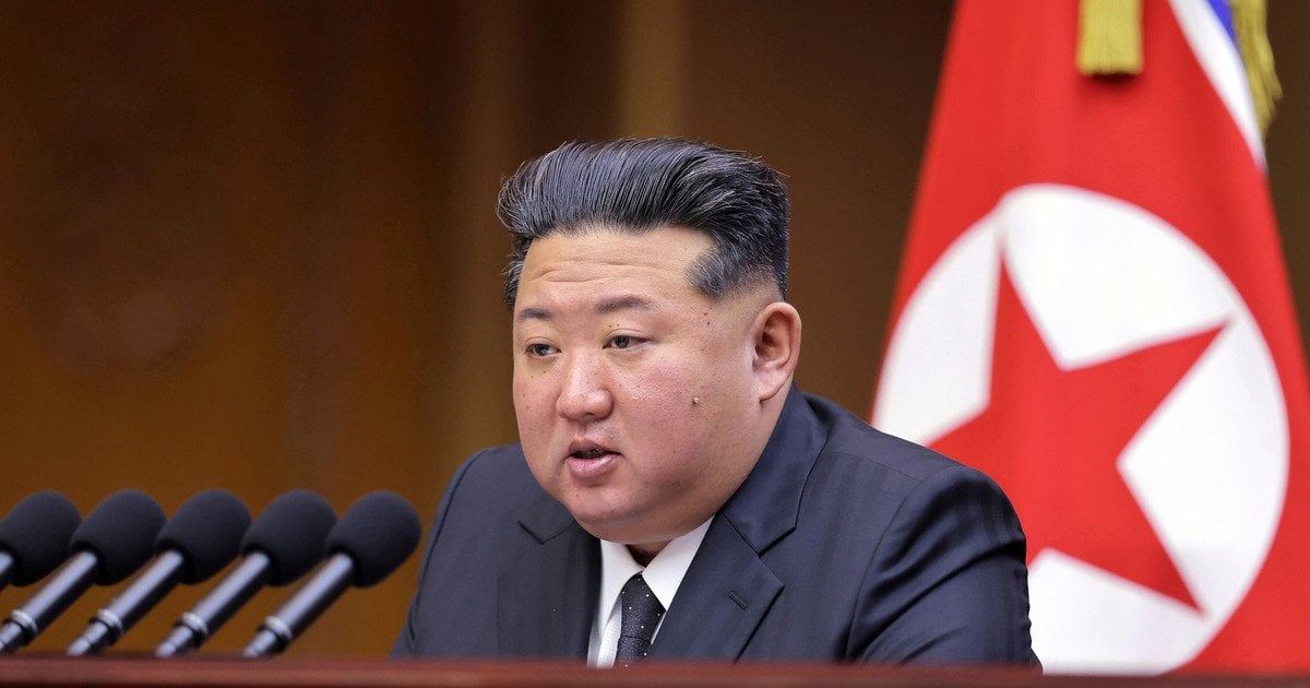 Kim Jong Unas su dukra išbandė naują tanką: siunčiamas signalas pasauliui