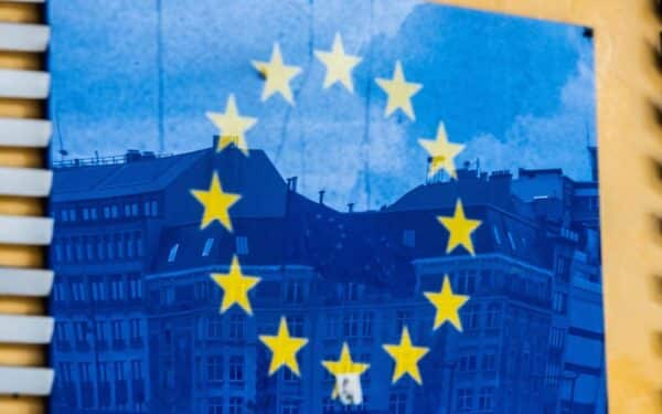 Briuselis svarsto riboti dalyvavimą: Londonas baiminasi prarasti milijardinius kontraktus
