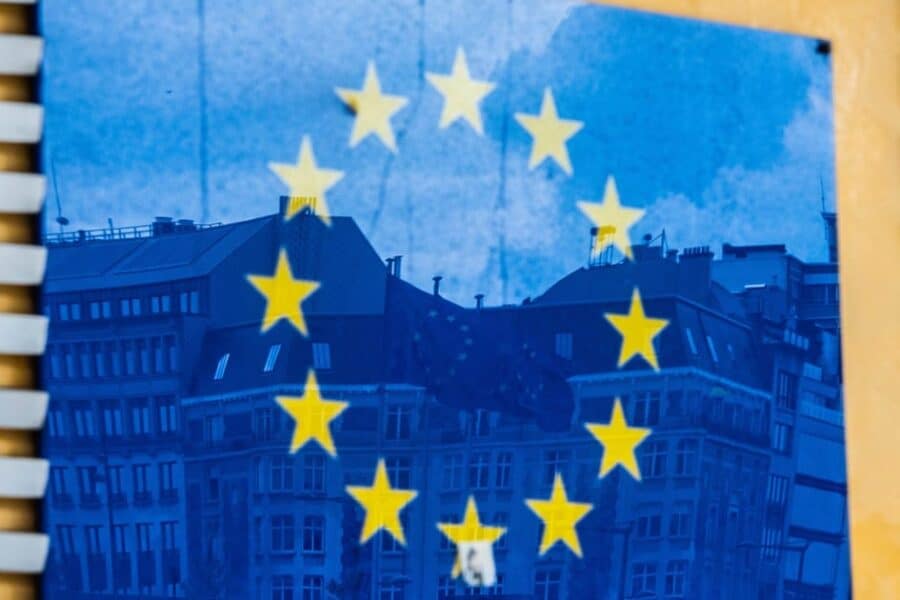 EK atmeta iniciatyvą dėl abortų, bet siūlo naudoti kitą 142 mlrd. eurų fondą