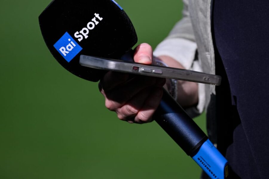 Komentaro klaidos ir netinkami pasisakymai kainavo pareigas „Rai Sport“ vadovui