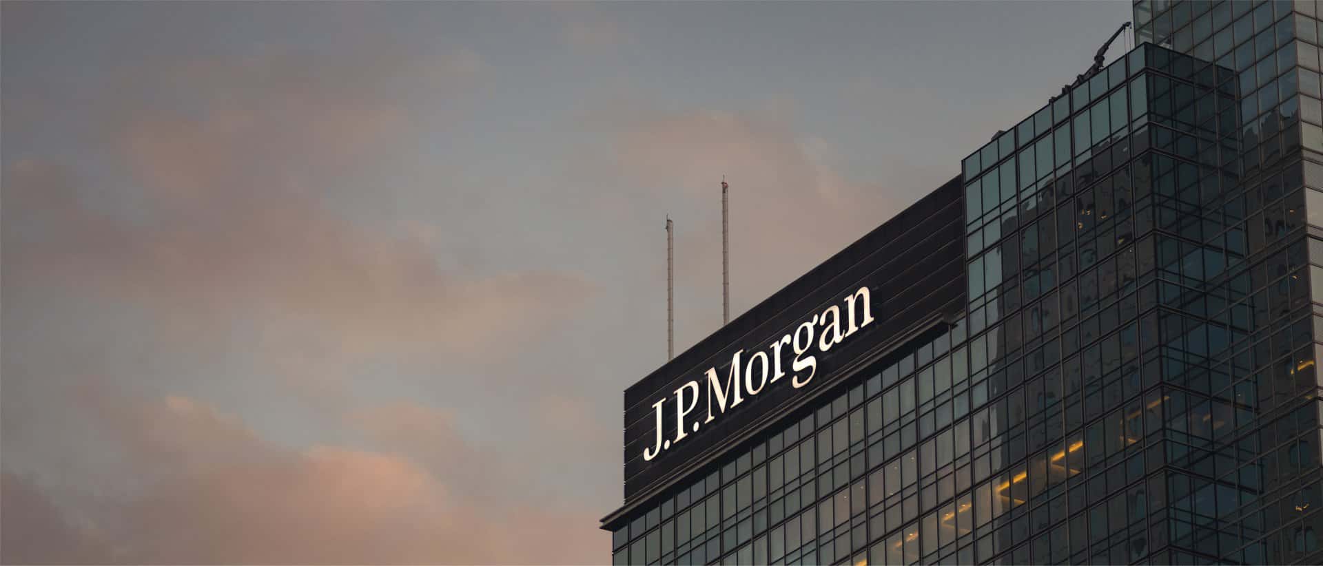 ECB smogia „J.P. Morgan“: milijoninė bauda už klaidas, kurios nuslėpė tikrąją riziką
