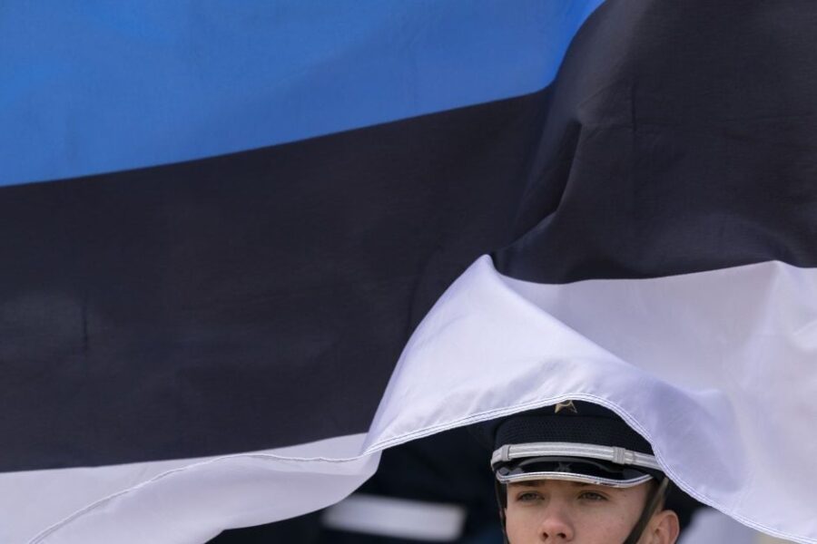 Talinas stoja į branduolinę avantiūrą: svarstomas NATO ginklų atgabenimas šalia Rusijos sienos