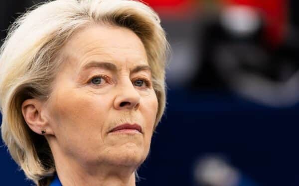 ES vadovė apie Irano smūgius: tai kelia grėsmę regiono ir pasaulio stabilumui