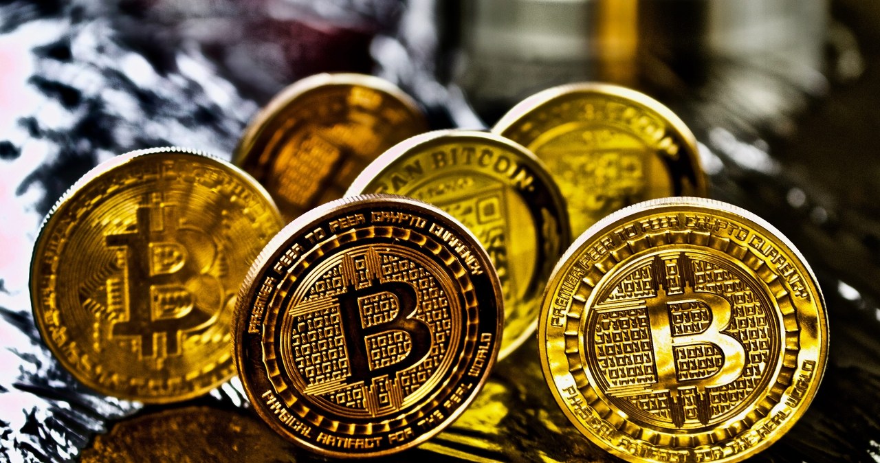 Bitcoin kaina šauna aukštyn: ar jau laikas pirkti? Analitikai perspėja apie vieną riziką