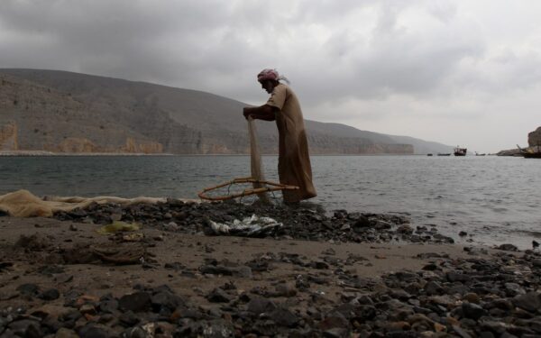 Ruoškitės kainų šuoliui: konfliktas Irane gali branginti ne tik kurą, bet ir maistą