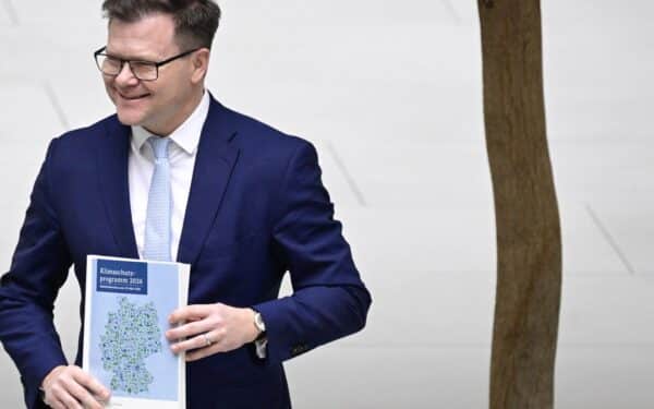 Klimato planas tik popieriuje? Vokietijoje jau bręsta teismų banga, „Greenpeace“ ruošia ieškinį