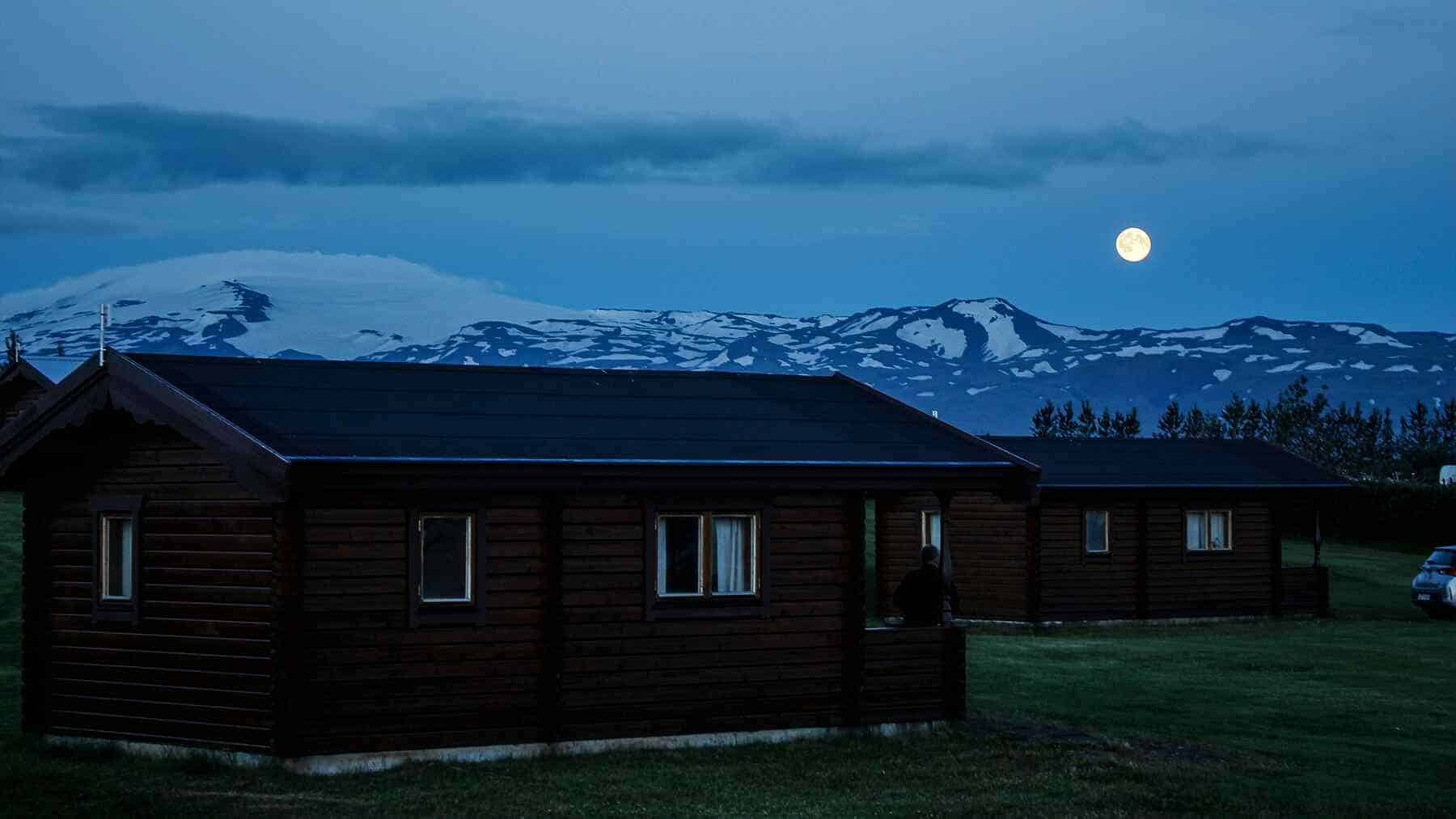 Ilgai laikyta pavyzdžiu Islandija susiduria su problema: atsinaujinanti energija turi tamsią pusę