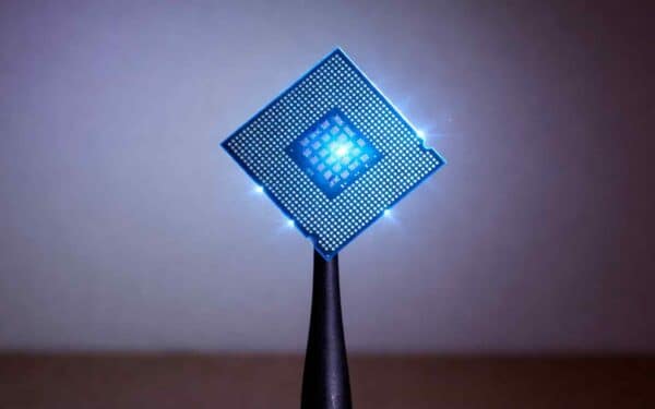 Revoliucija moksle: sukurtas įrenginys, kuris gali gaminti elektrą iš kiekvieno judesio