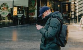 Išmanusis telefonas. Bendrovės nuotr.