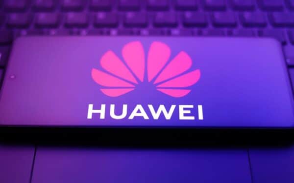 Reikšmingas posūkis „Huawei” byloje: ES teismo patarėja parėmė draudimus 5G tinkluose