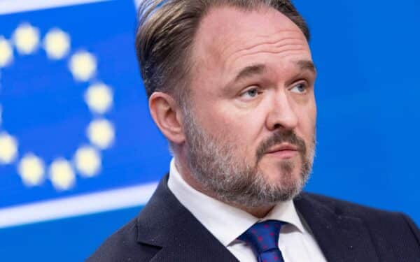 Ar baigiasi laisvos kelionės? „ES“ svarsto ribojimus dėl augančios energijos krizės