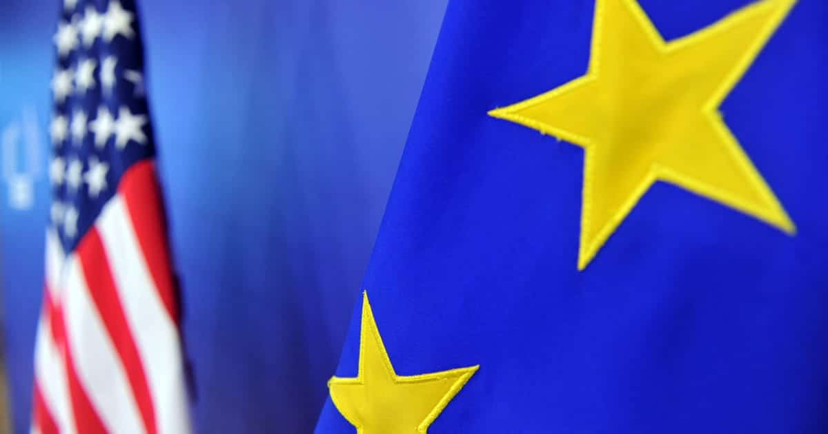 JAV spaudžia Europą: delsimas gali sužlugdyti 750 mlrd. dolerių vertės susitarimą