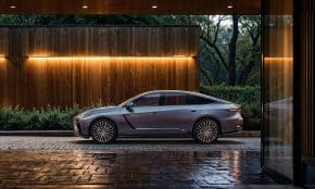 „Lexus ES“ serija. Gamintojo nuotr.