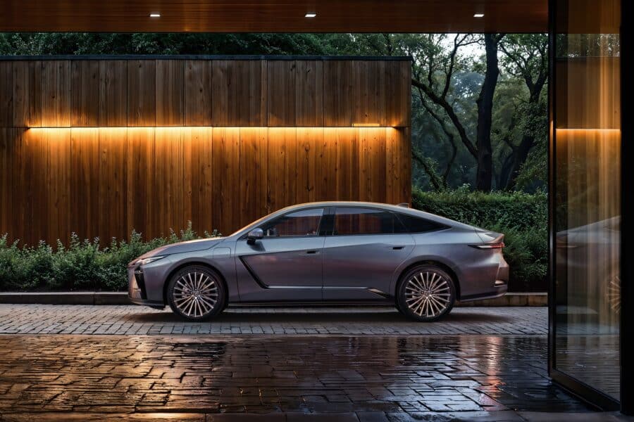„Lexus ES“ serija. Gamintojo nuotr.