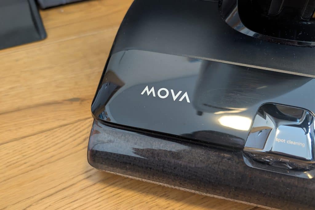 „MOVA X4 Pro“ plaunantis siurblys. Lukas Snarskis nuotr.