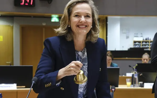 Karo šešėlis artėja prie Europos: raginama skubiai stiprinti energetiką ir gynybą