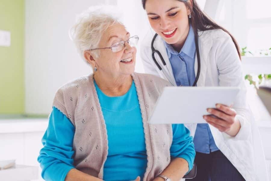 8 cm kirminas moters smegenyse: kaip laukinės daržovės sukėlė neregėtą infekciją