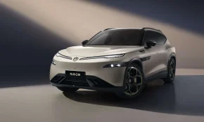 „VW ID.Unyx 08“ elektromobilis. Bendrovės nuotr.