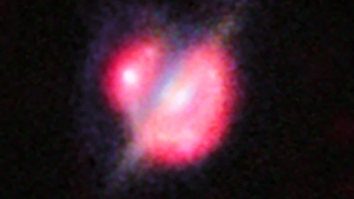 Astronomai negali tuo patikėti: už 8 mlrd. šviesmečių aptiko rekordinį kosminį lazerį
