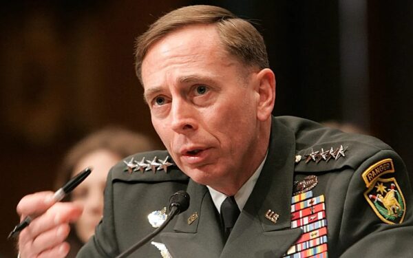 Buvęs CŽV direktorius: Europos šalys jau svarsto dalyvavimą puolamosiose operacijose prieš Iraną