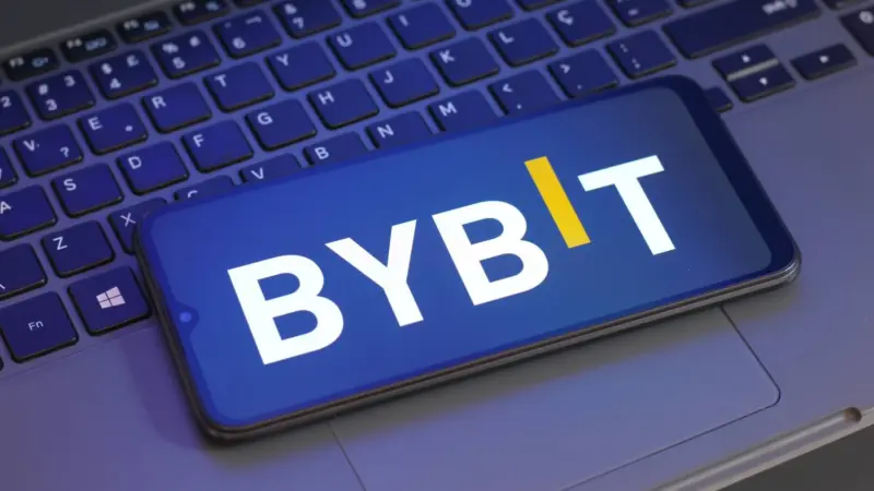„Bybit” siūlo palūkanas už tokenizuotą auksą: XAUT tampa pajamingu aktyvu biržos platformoje