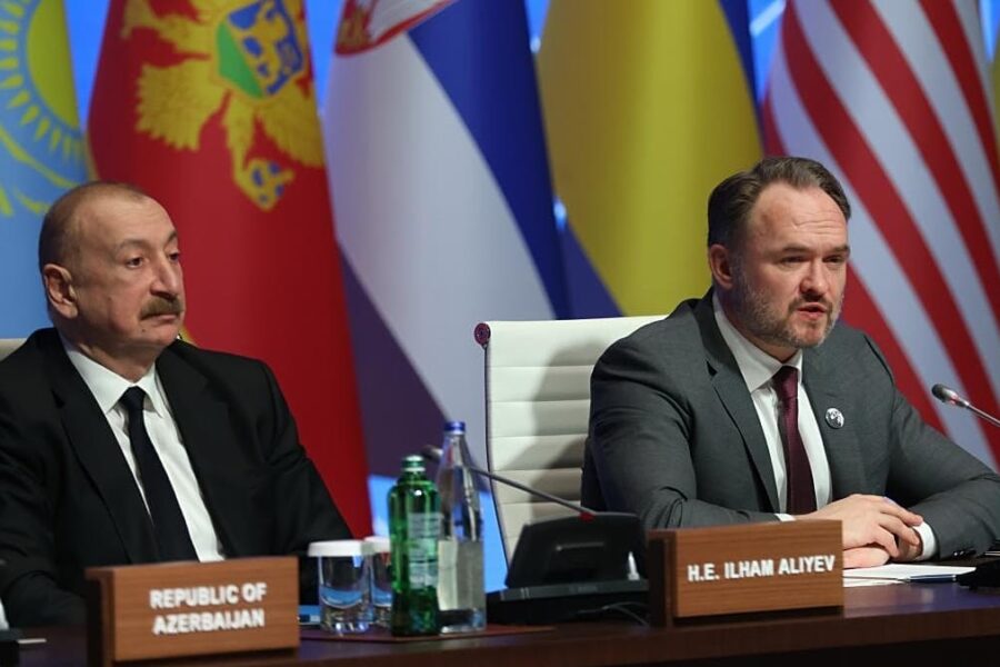 Dujų krizė darosi vis gilesnė, po Kataro sprendimo – ES skubiai ieško naujų partnerių