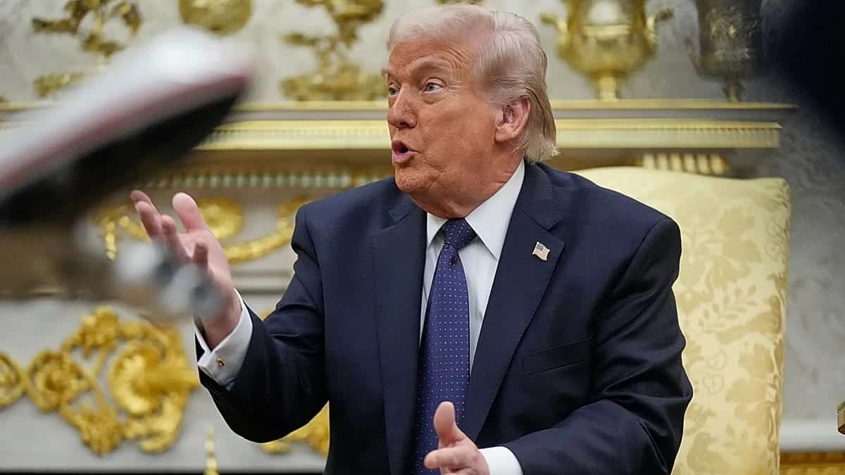 Trumpas apie karą Ukrainoje: Putinas pasirengęs deryboms, spaudimas tenka Zelenskiui