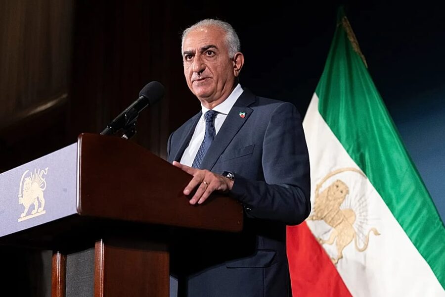 Briuselis atsargiai žvelgia į Irano opoziciją: Pahlavi yra ne vienintelis, bet ryškiausias vardas
